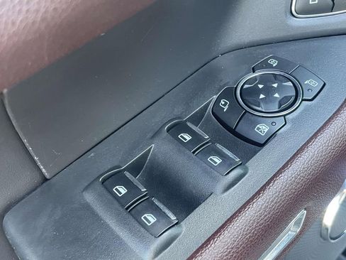Used 2024 Ford Expedition Limited RWD image 13