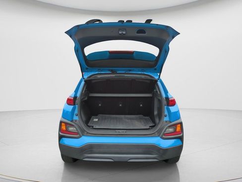 Certified 2021 Hyundai Kona SE FWD image 9