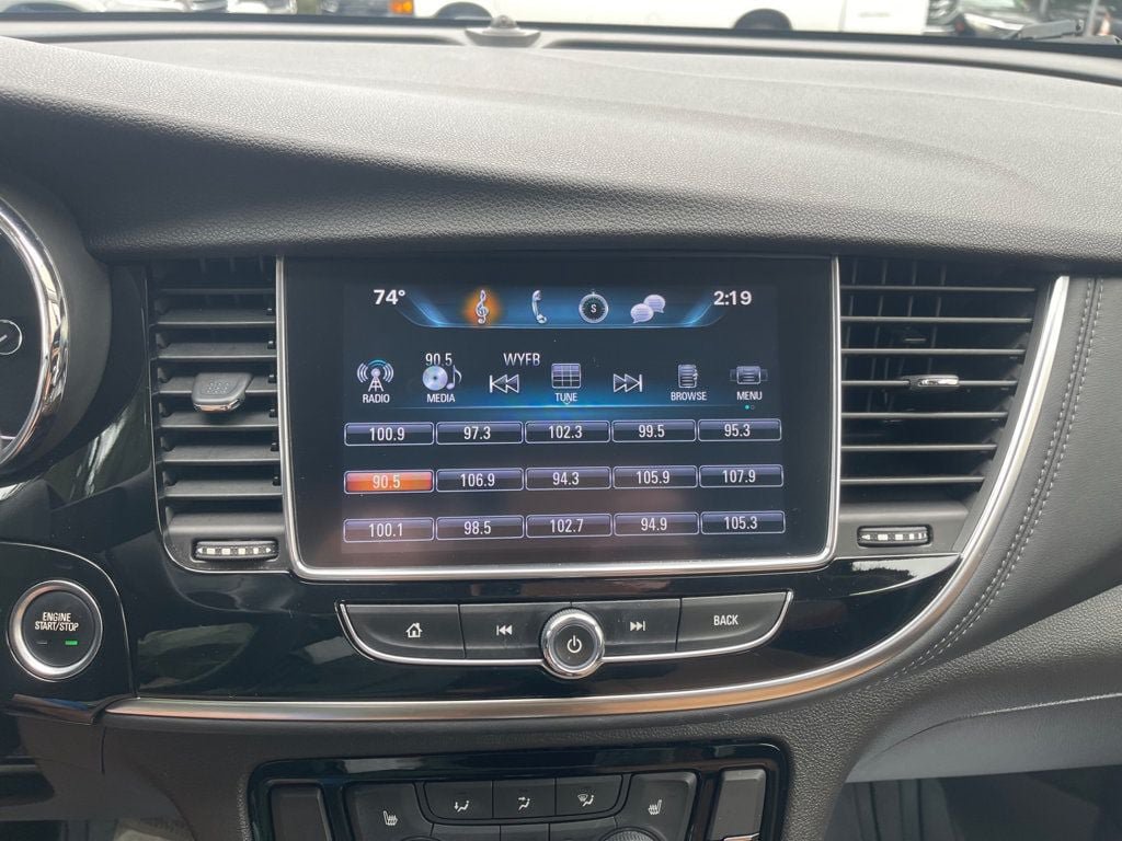 Used 2018 Buick Encore Essence FWD image 19