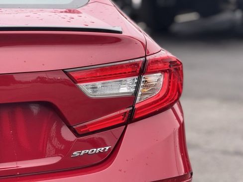 Used 2022 Honda Accord Sport image 10