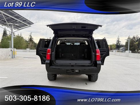 Used 2017 Chevrolet Tahoe LT w/ Z71 Midnight Edition AWD/4WD image 31