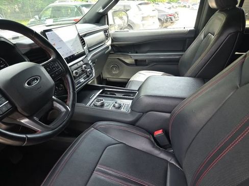 Used 2023 Ford Expedition Limited AWD/4WD image 13