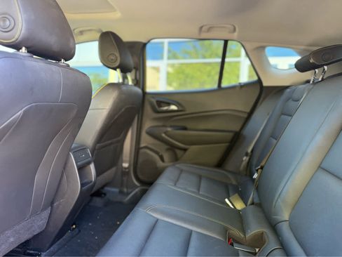 Used 2024 Chevrolet Trax ACTIV w/ Sunroof Package FWD image 6