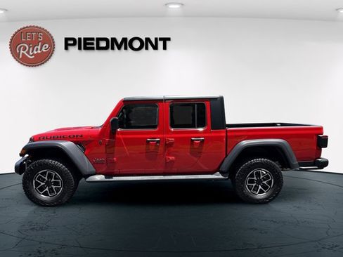 Certified 2024 Jeep Gladiator Rubicon image 6