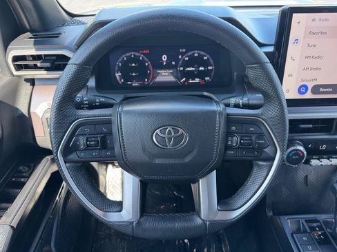 Certified 2025 Toyota Tacoma 4x4 Double Cab image 8