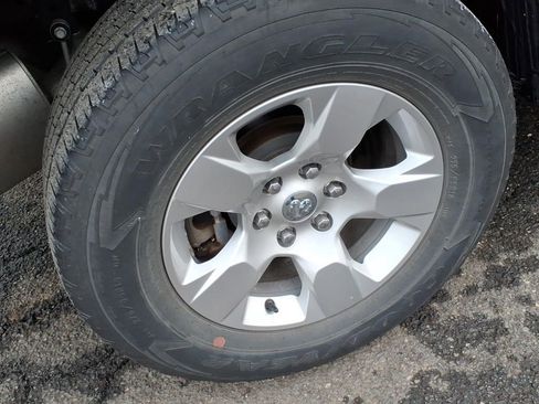 Used 2023 RAM 1500 Lone Star image 7