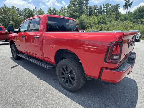 Used 2026 RAM 2500 Big Horn AWD/4WD image 7