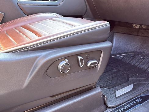 Used 2024 GMC Sierra 1500 Denali Ultimate image 25