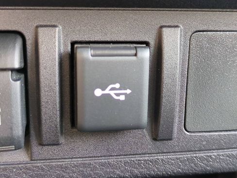 Used 2023 Toyota Tacoma SR5 w/ Technology Package AWD/4WD image 21