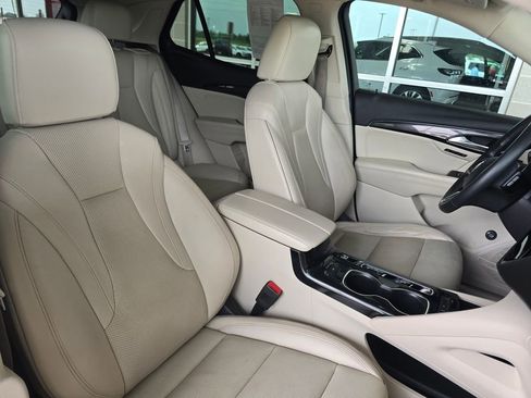 Used 2021 Buick Envision Essence image 12
