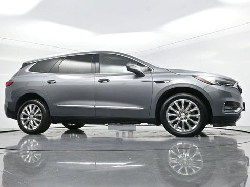 Used 2021 Buick Enclave Essence w/ Sound and Sites Package image 42