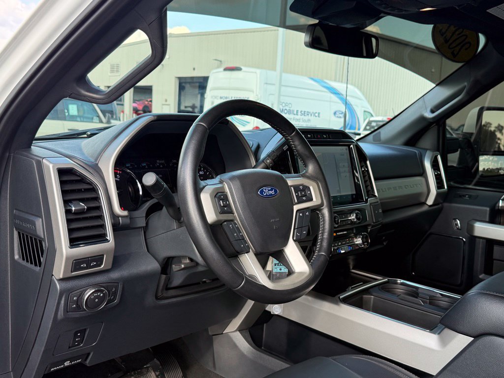 Used 2022 Ford F250 4x4 Crew Cab Super Duty image 4