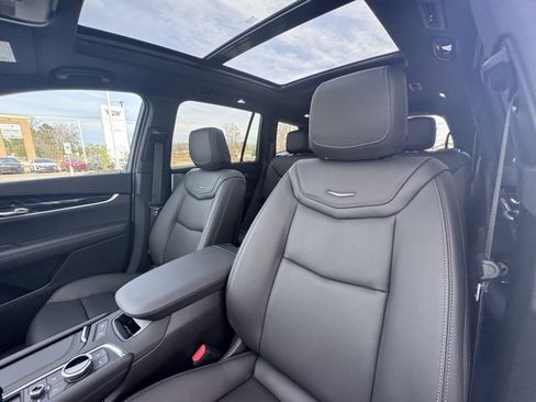New 2025 Cadillac XT6 Premium Luxury w/ Technology Package image 11