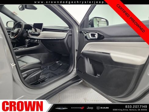 Certified 2024 Jeep Compass Limited AWD/4WD image 10