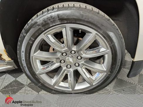 Used 2015 Chevrolet Suburban LTZ AWD/4WD image 58