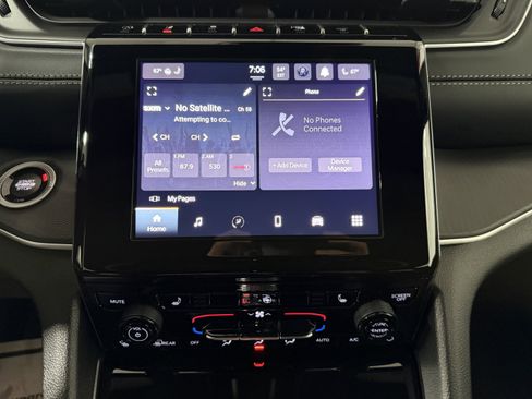 New 2025 Jeep Grand Cherokee L Laredo image 28