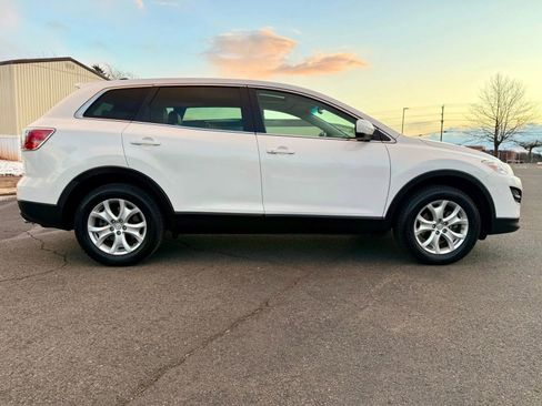 Used 2012 MAZDA CX-9 Touring w/ Moonroof & Bose Audio Pkg image 5