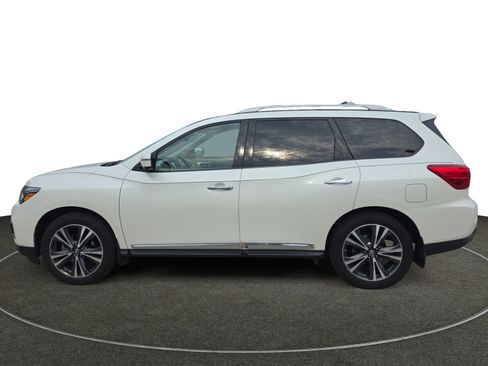 Used 2018 Nissan Pathfinder Platinum w/ Cargo Package AWD/4WD image 2