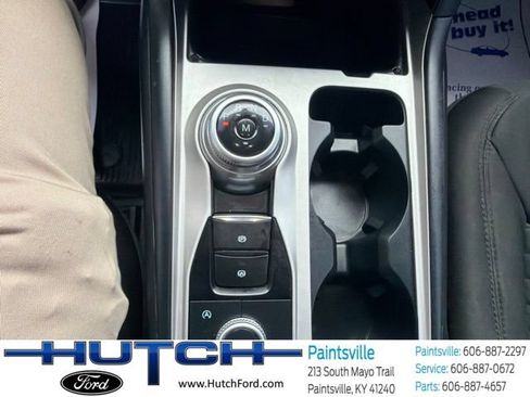 Used 2021 Ford Explorer XLT w/ Class III Trailer Tow Package AWD/4WD image 30