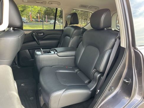 Used 2024 INFINITI QX80 Luxe RWD image 18