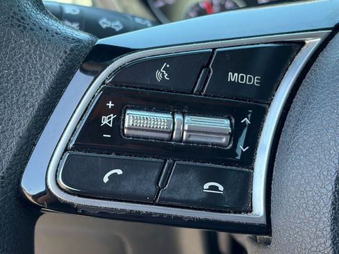 Used 2019 Kia Optima LX FWD image 9