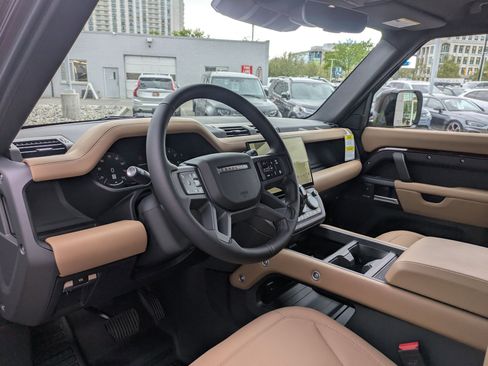 New 2026 Land Rover Defender 130 X-Dynamic SE AWD/4WD image 15