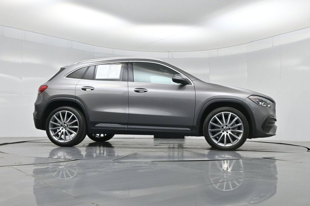 Used 2022 Mercedes-Benz GLA 250 4MATIC image 17