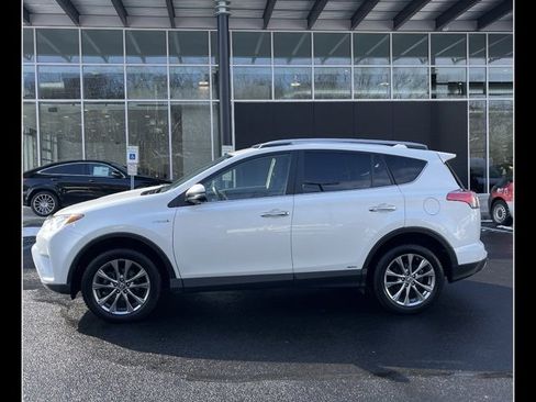Used 2017 Toyota RAV4 Limited w/ Advanced Technology Package image 2