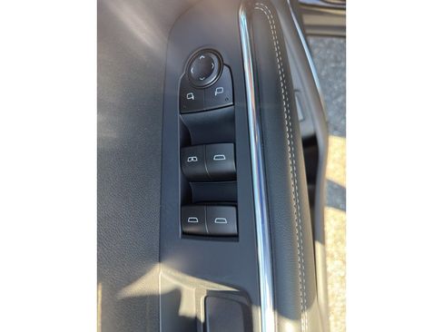 New 2026 GMC Acadia Elevation w/ Elevation Premium Package FWD image 7