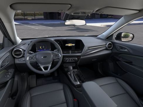 New 2026 Chevrolet Trax ACTIV w/ Driver Confidence Package FWD image 15