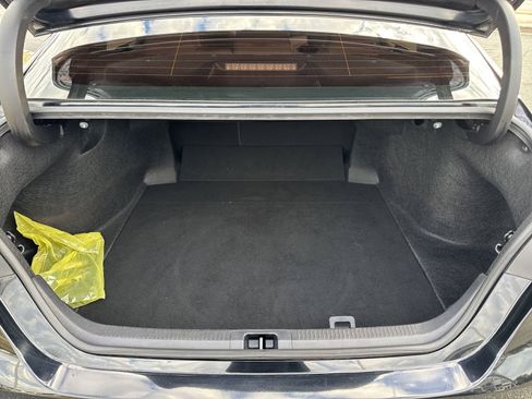 Used 2024 Toyota Camry SE w/ Convenience Package image 31