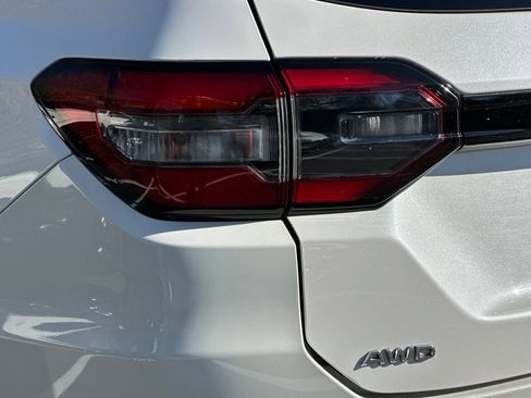 Used 2023 Honda Pilot Elite image 12