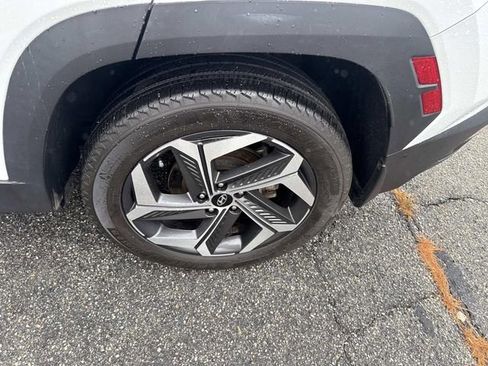 Certified 2022 Hyundai Tucson Limited image 16