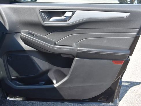 Used 2023 Ford Escape Platinum AWD/4WD image 44