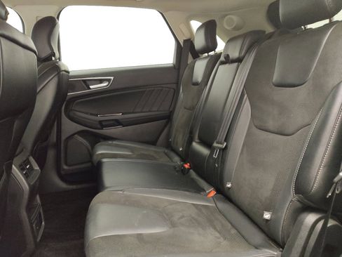 Used 2018 Ford Edge Sport w/ Equipment Group 401A image 18