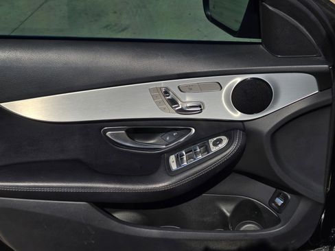 Used 2018 Mercedes-Benz C 300 4MATIC Sedan image 12