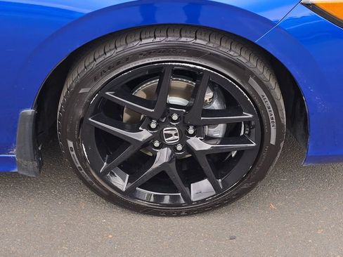 Used 2023 Honda Civic Sport image 9