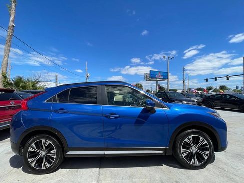 Used 2020 Mitsubishi Eclipse Cross SEL FWD image 3