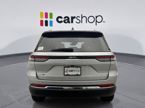 Used 2024 Jeep Grand Cherokee Limited 4xe AWD/4WD image 4