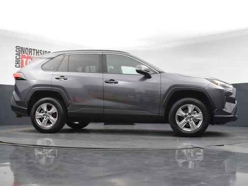 Used 2025 Toyota RAV4 XLE AWD/4WD image 27