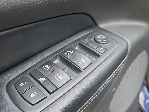 Used 2015 Jeep Grand Cherokee Limited RWD image 21