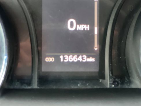 Used 2019 Toyota Camry SE image 20