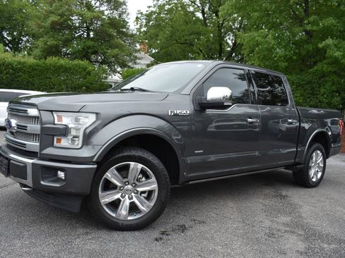 Used 2017 Ford F150 Platinum w/ Equipment Group 701A Luxury AWD/4WD image 54