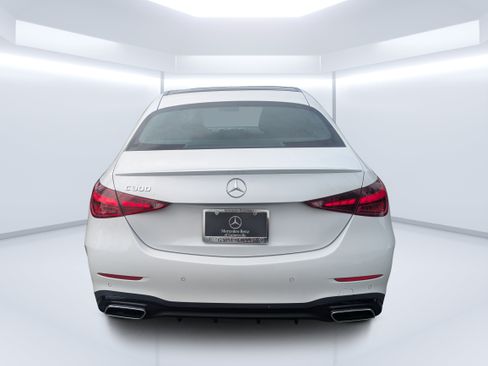 Used 2024 Mercedes-Benz C 300 Sedan image 4