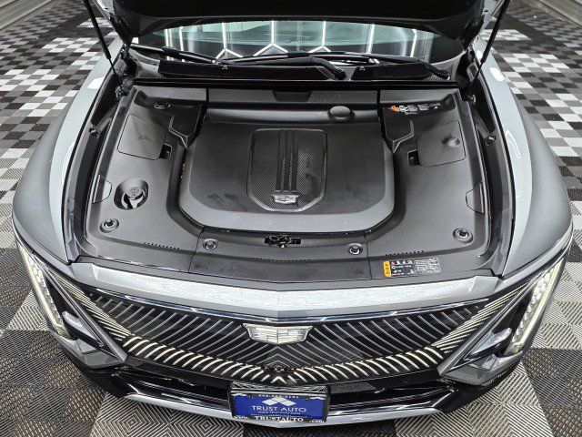 Used 2024 Cadillac Lyriq Luxury w/ LPO, Floor Liner Package AWD/4WD image 44