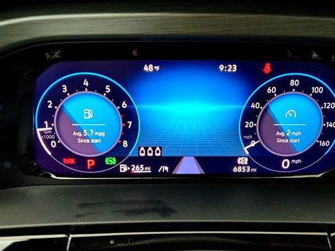 Used 2024 Volkswagen Atlas Cross Sport SE FWD image 14