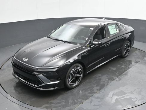 New 2026 Hyundai Sonata SEL AWD/4WD image 17