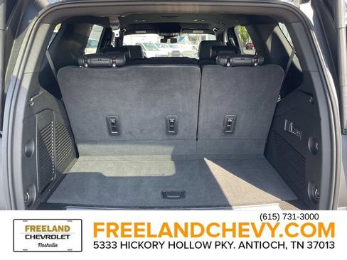 Used 2025 Chevrolet Tahoe Z71 w/ Comfort Package image 14
