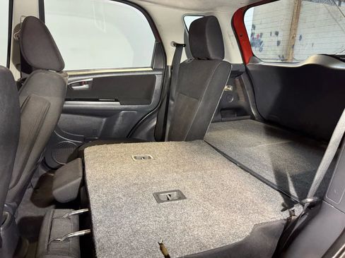Used 2011 Suzuki SX4 AWD Hatchback image 21