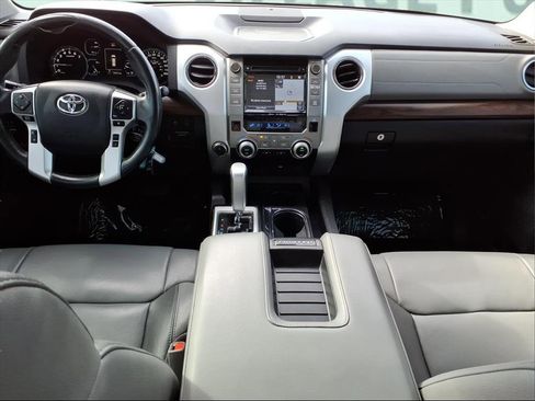 Used 2018 Toyota Tundra Limited image 12